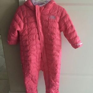 North face toddler bunting 12-18 months